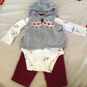 Carter’s New Born 3 piece set